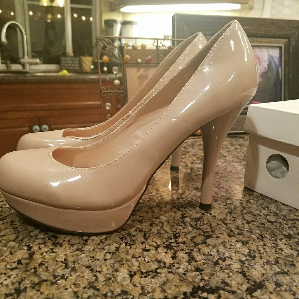 Patent heels platforms